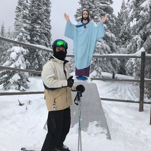 Meet your Posher, Evan